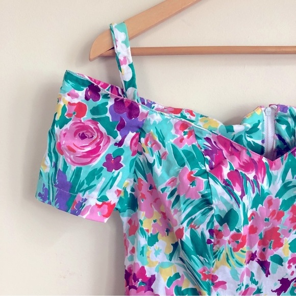 Vintage floral off the shoulder dress - Picture 5 of 10
